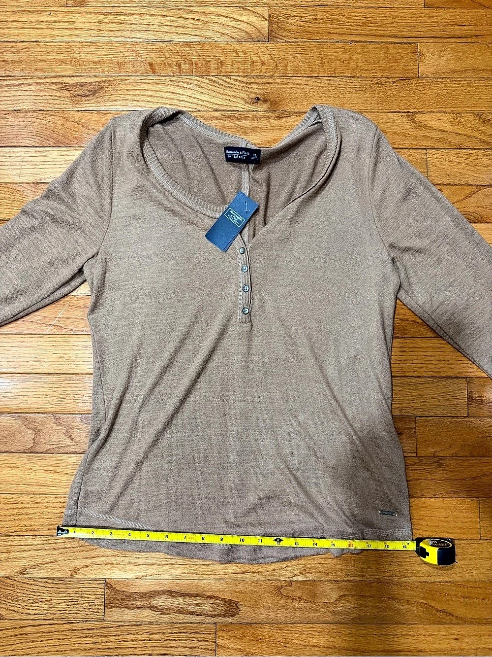Abercrombie & Fitch Long Sleeve Henley Top in Brown Size XL